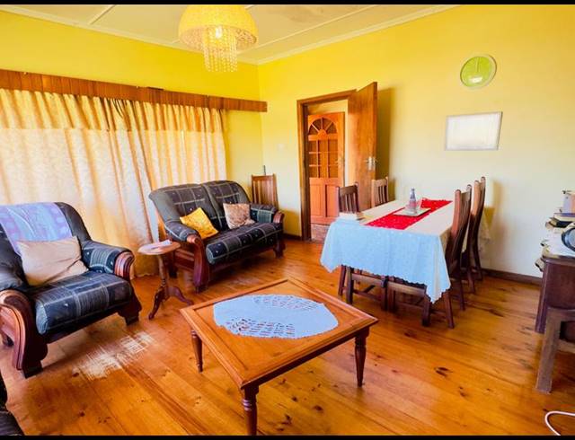 3 BEDROOM PROPERTY TO RENT IN KINGSWOOD